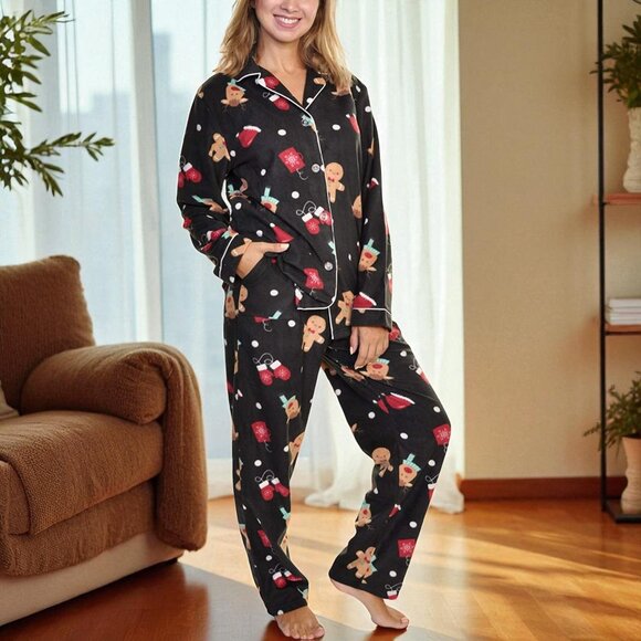 Angelina Other - 🎄 Gingerbread Man Pajama Set – Comfy Two-Piece • Holiday Print • Notch Collar